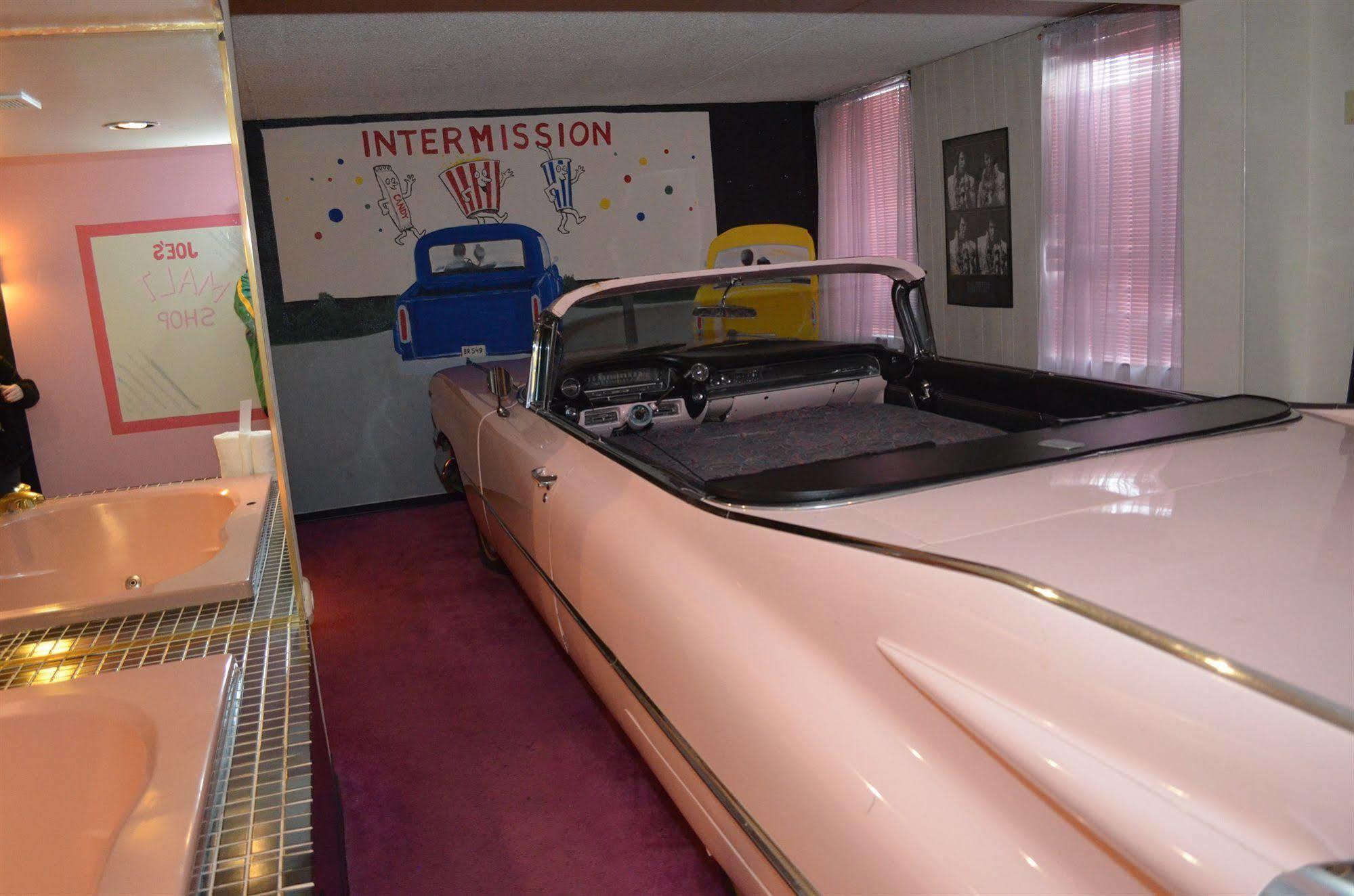Red Carpet Inn Fanta Suites Hotel Greenwood Dış mekan fotoğraf